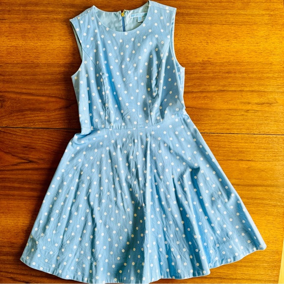 Draper James | Blue and White Polka Dot Circle Skirt/Fit and Flare Dress | Sz 6 - Picture 4 of 6